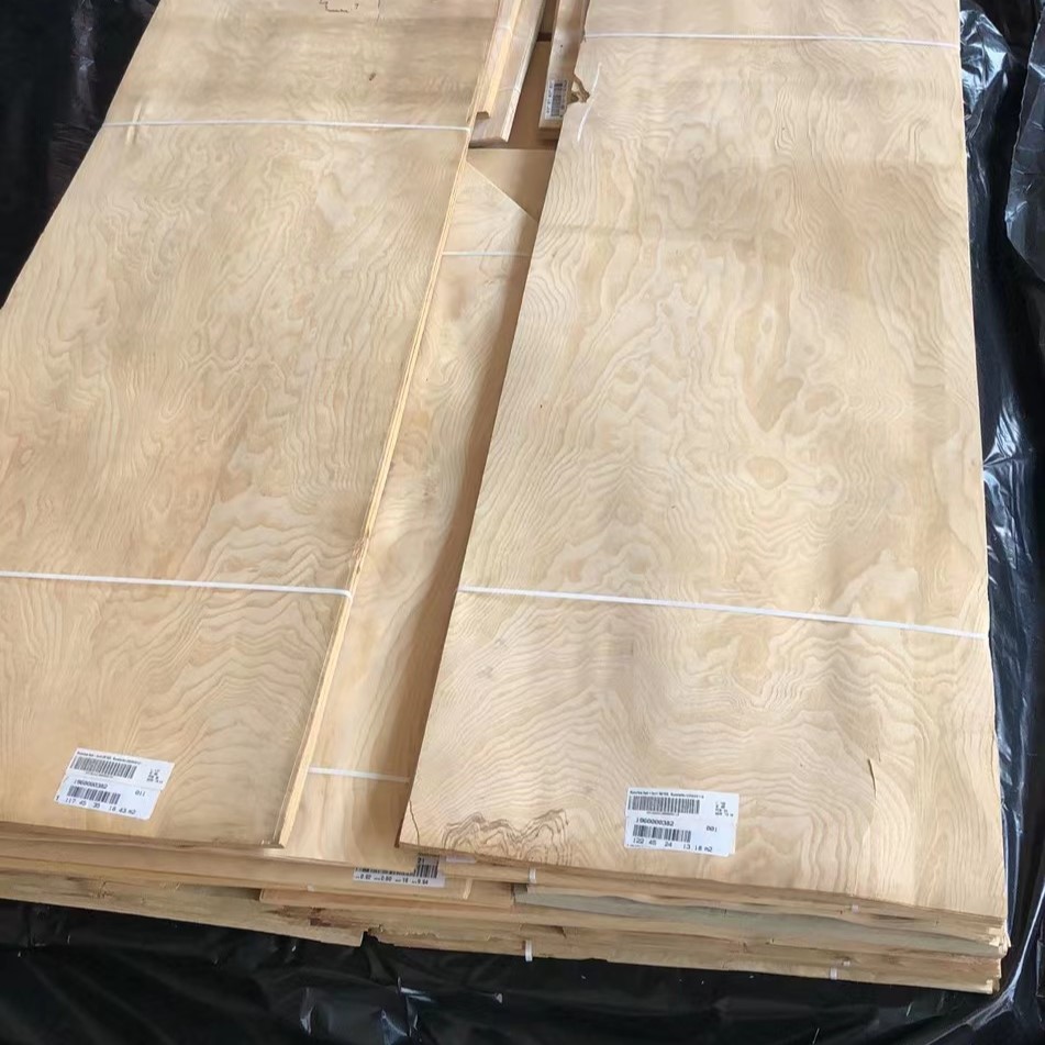 Wholesale Natural White Ash 0.3mm/0.45mm/0.5mm/0.6mm AA Mountain Grain Ash Veneer Wood Veneer Sheets with Free Samples