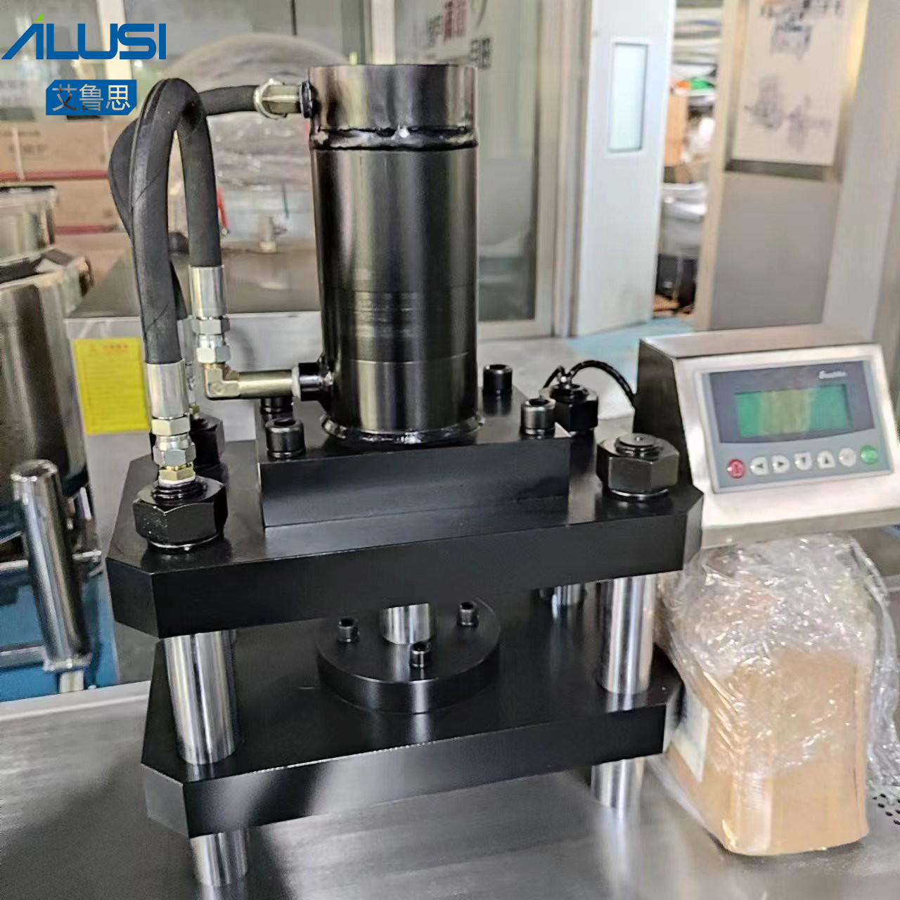 2.3KW Powder Cake Eye Shadow Press Equipment Semi Automatic Desktop Cosmetic Powder Press Machine