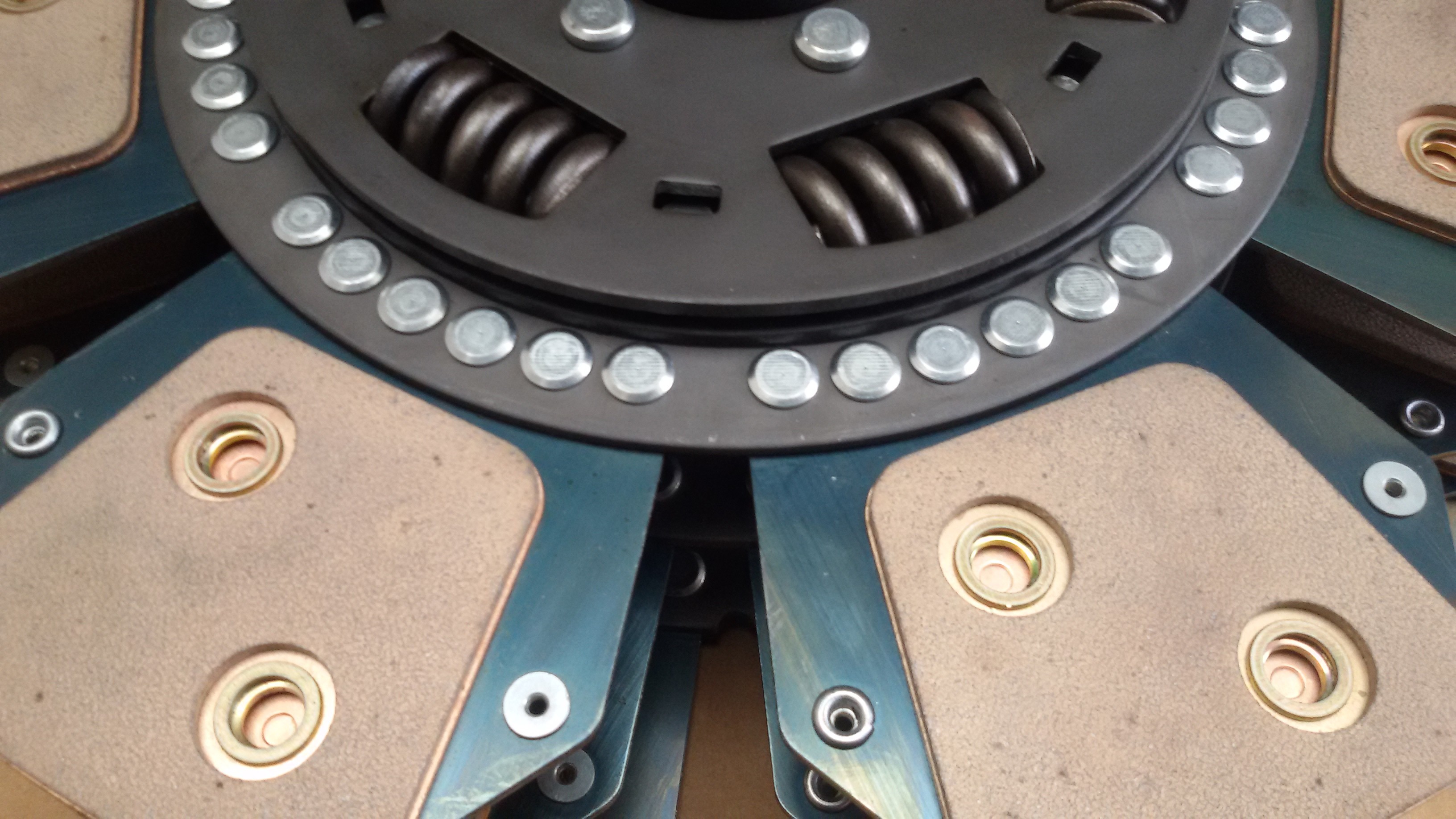 NEW Clutch Kit fit Ford New Holland Tractor 8340 8530 TS100 TS110 TS90 TW5 7-PAD