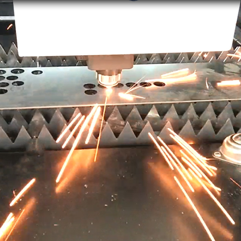 Raycus 1KW 2KW CNC Fiber Laser Cutting Machine High Accuracy