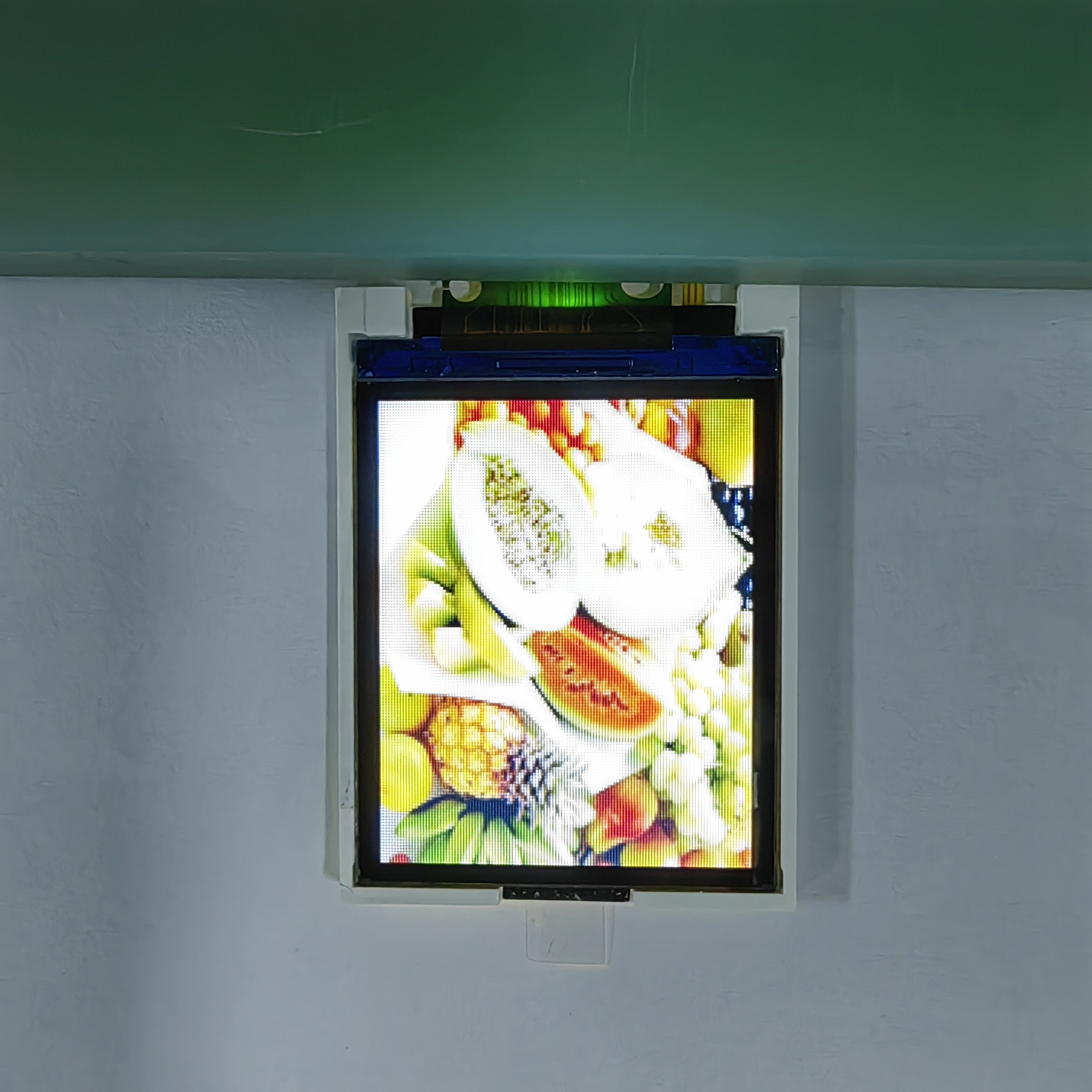 1.77 Inch LCD TFT Display, 128X160 8Bit MCU Interface, Free View Angle
