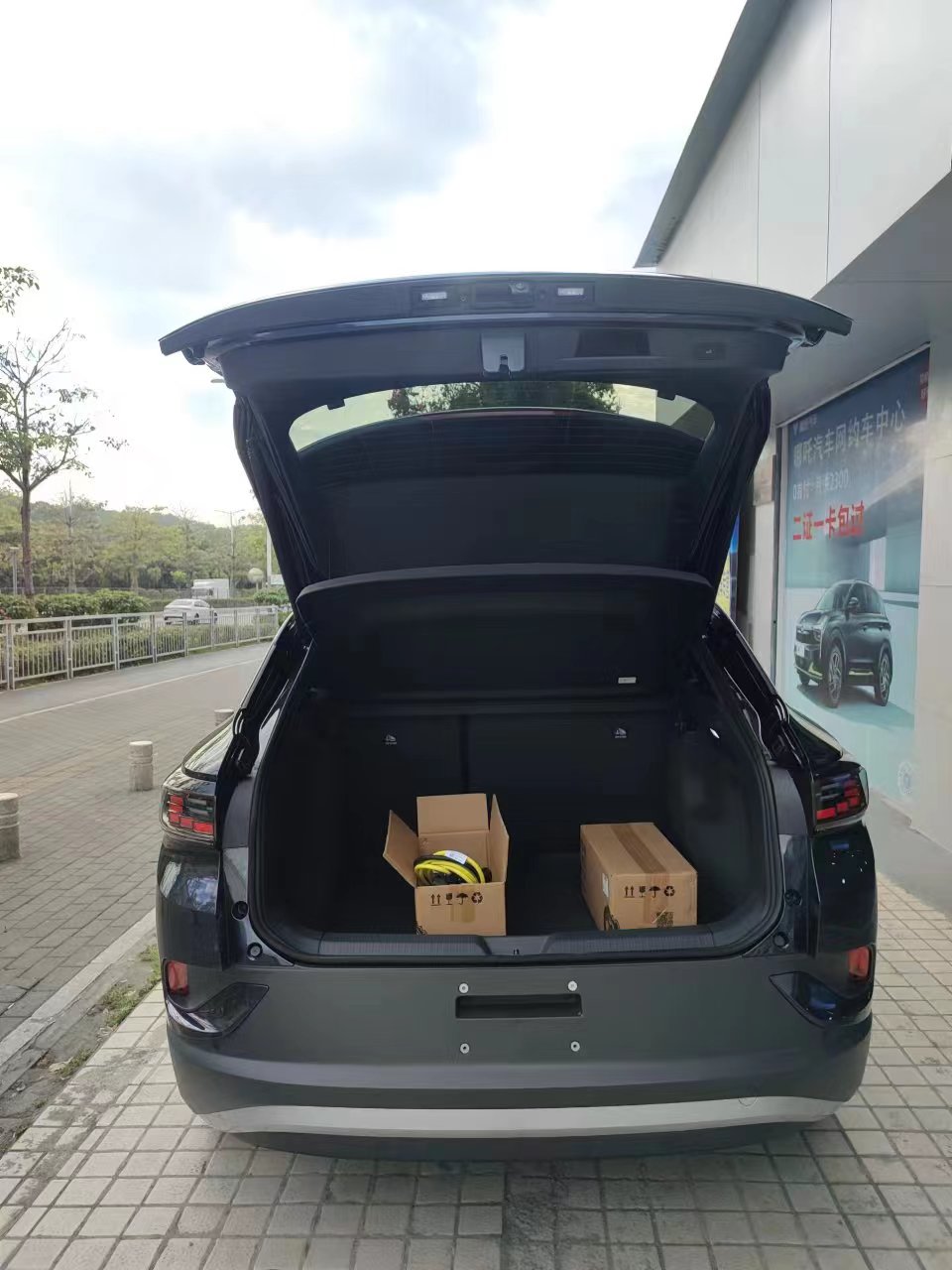 2024 Volkswagen ID4 Crozz Pure Pro Electric SUV Choose from Complete Color Selection