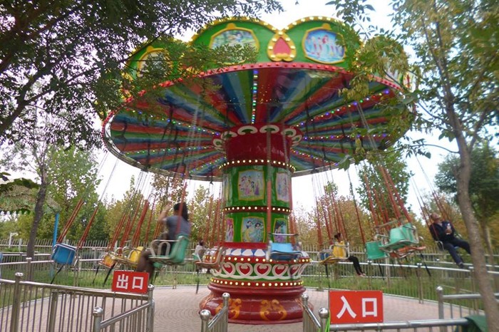 Adjustable Speed Flying Chair Ride With Lift Swing And Rotation Function