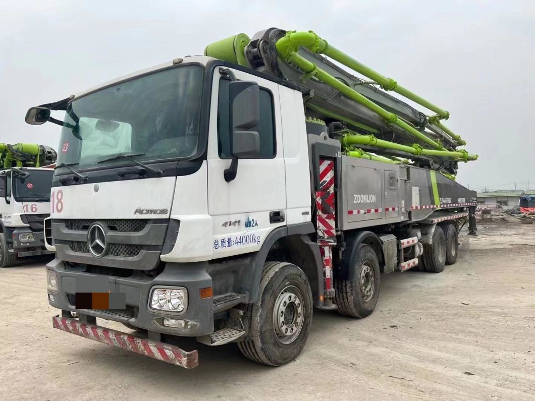 Zoomlion 56m Concrete Machinery Beton Machinery for Ready Mixer
