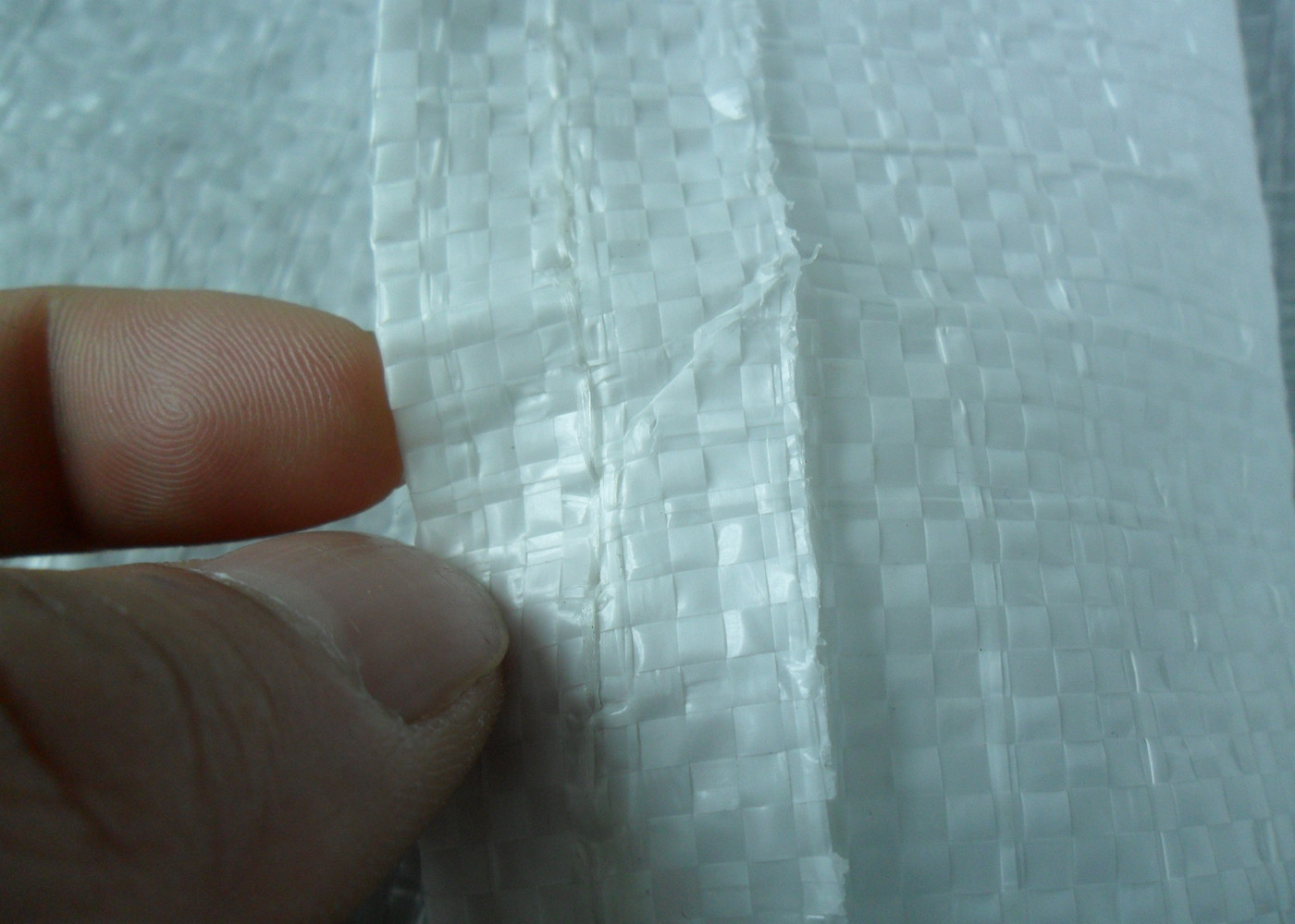 Virgin Material White Woven Polypropylene Sand Bags 50kg With Single Or Double Sewing