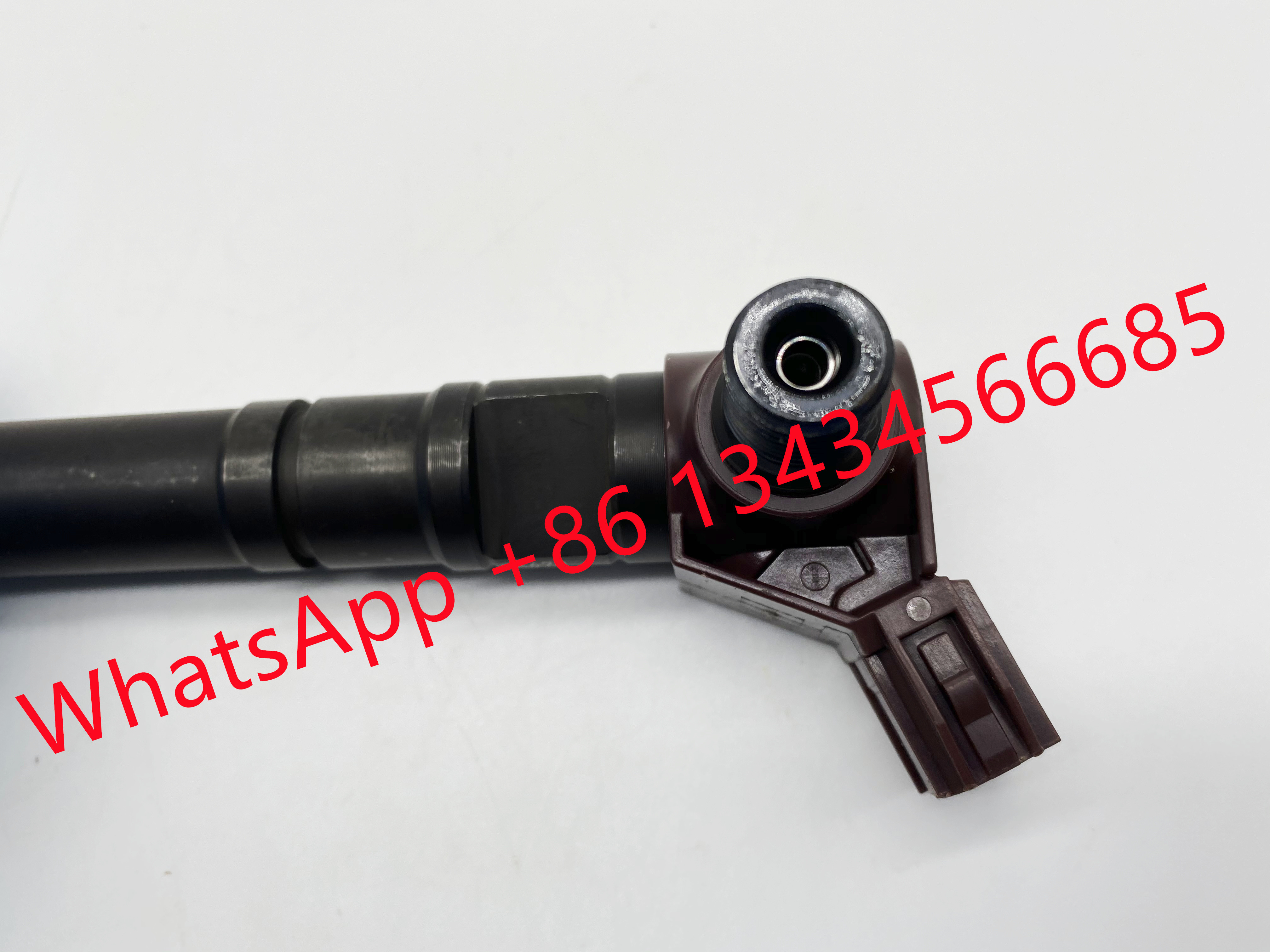 DENSO Common Rail Fuel Injector 295700-0560 for TOYOT 23670-E0020 23670-09430 23670-19025 23670-11020 23670-11030