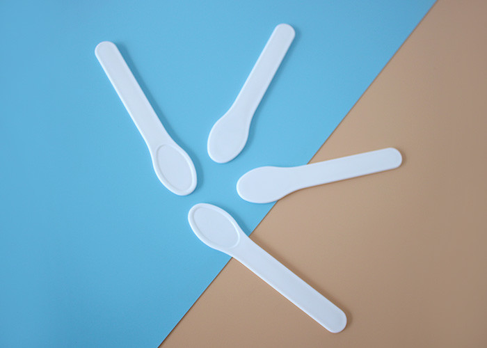 96.7mm HDPP Plastic Cosmetic Spatula Scoop For Skincare Jar