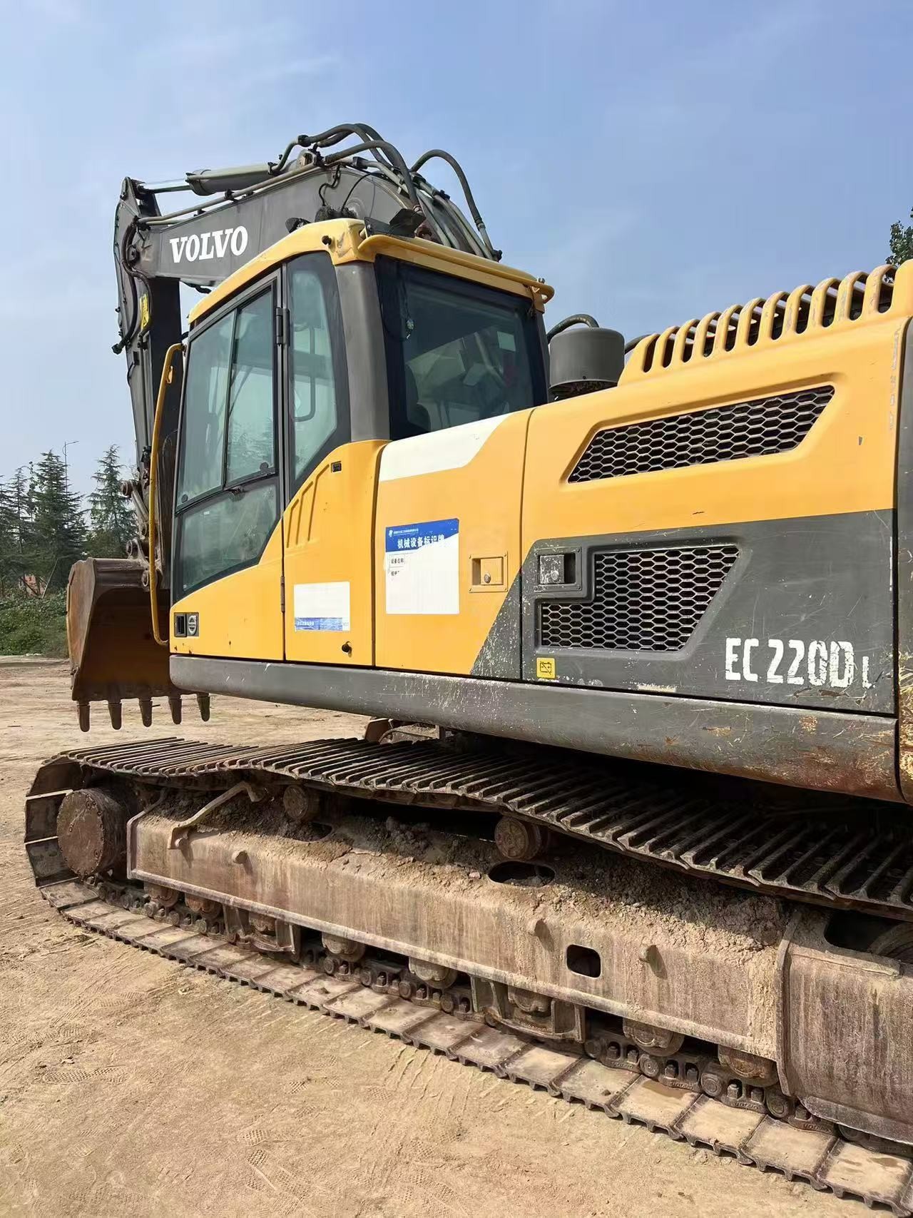 22ton Original Engine Used Volvo EC220 Excavators Earth Excavating Heavy Equipment