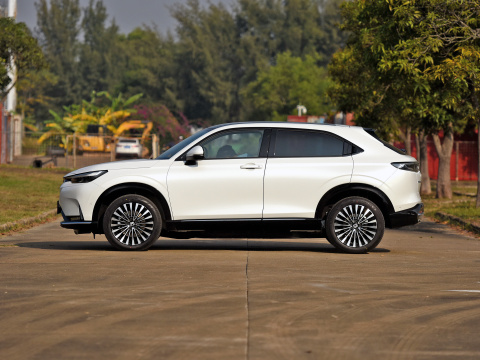 Blue Color SUV EV Cars Power 150kw With Ternary Lithium Battery