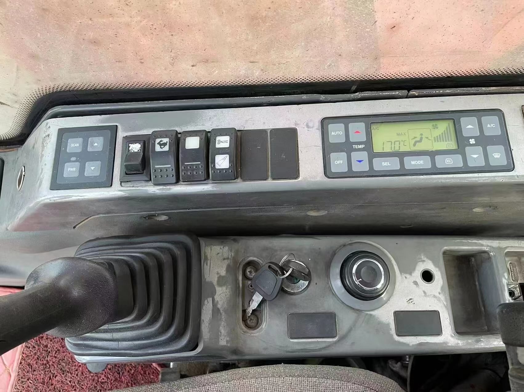The Doosan Excavator Used By The Original Doosan DX225LC Excavator In South Korea