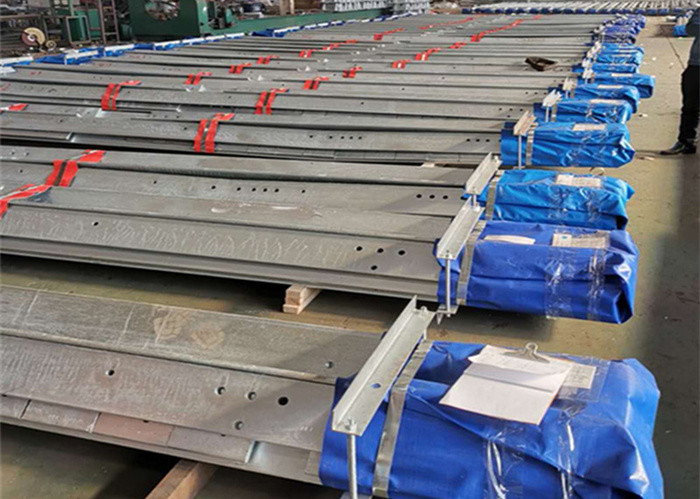 5 - 100m Telecom Steel Tower Inside Ladder With 3 Platforms , ISO Certificate Mobile Tower