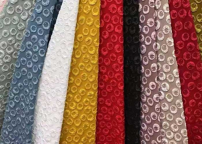 Embossing Pattern 145cm Upholstery Jacquard Fabric Embroidered Anti Mildew