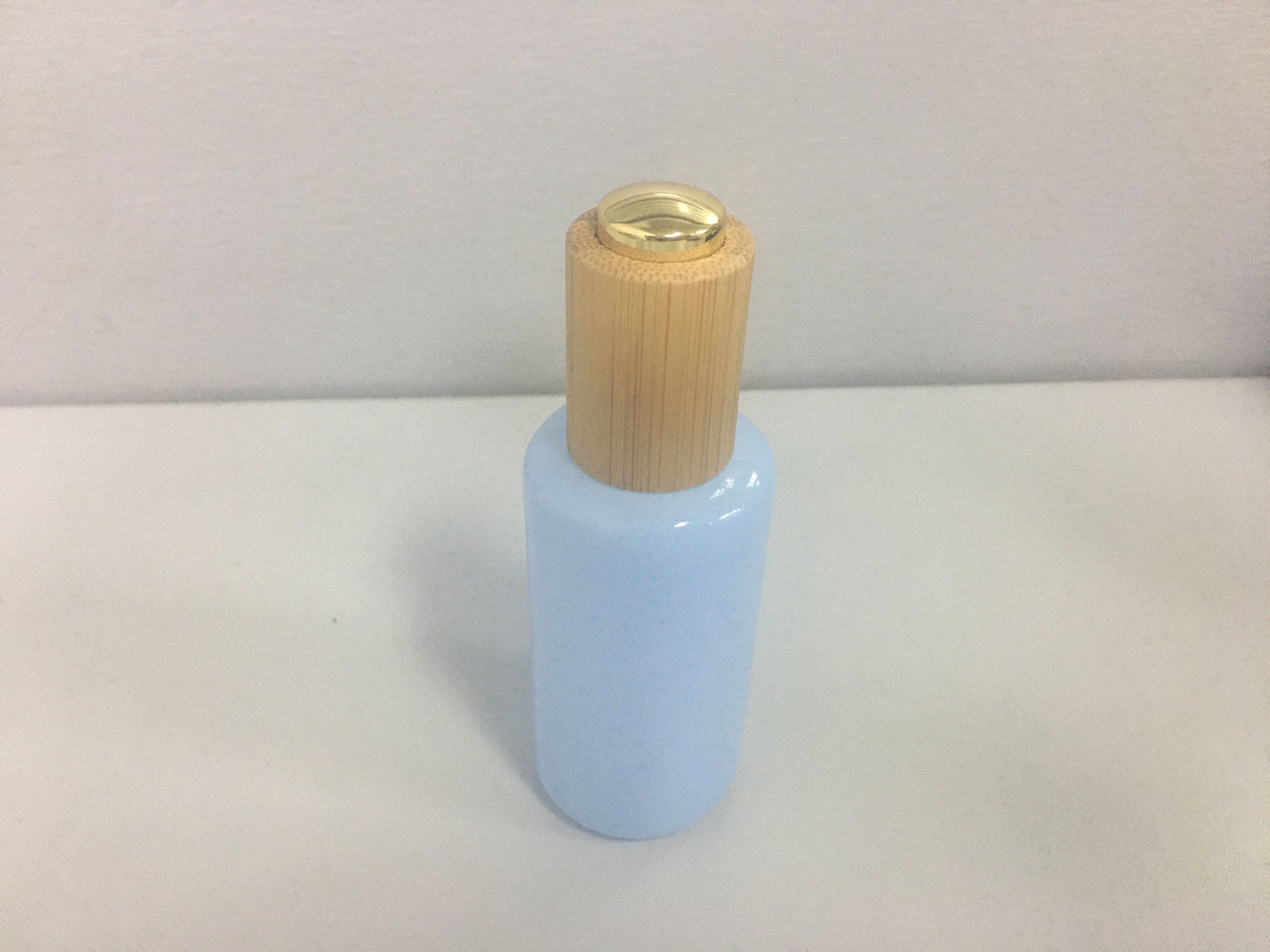 30ml Glass Dropper Bottles hot sell / Glass With Bamboo Collar Essential Oil Bottles OEM