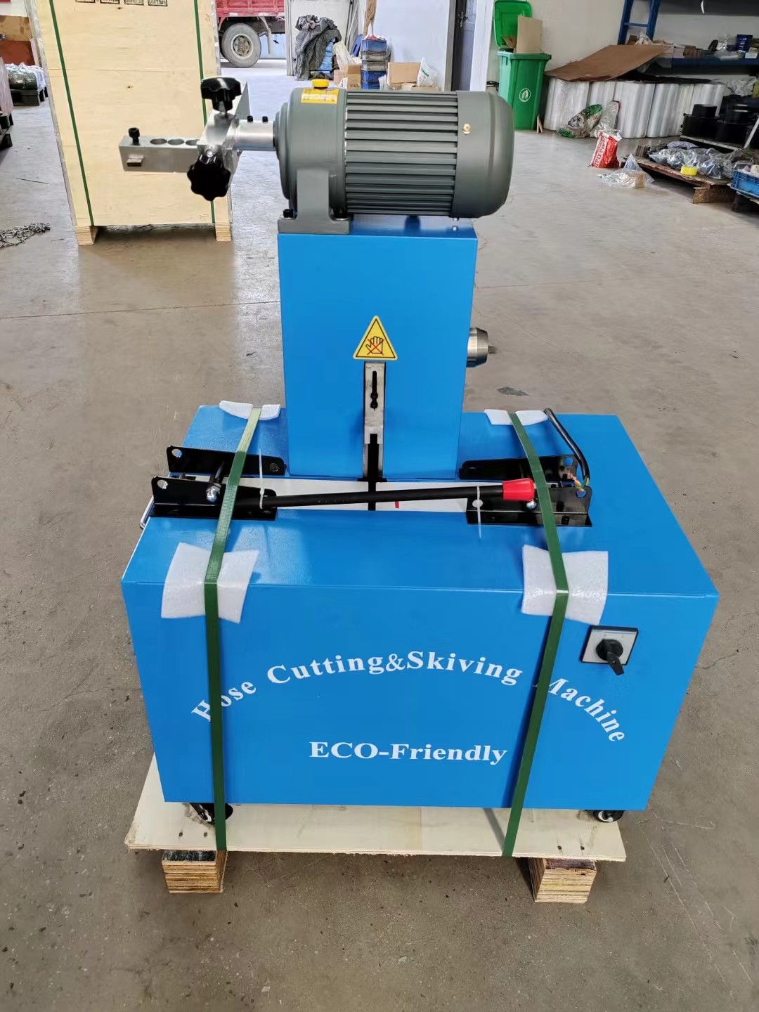 2" Automatic Rubber Hose Cutting Machine With 350*2.8mm Cutting Blade And 2850 RPM Cutting Motor