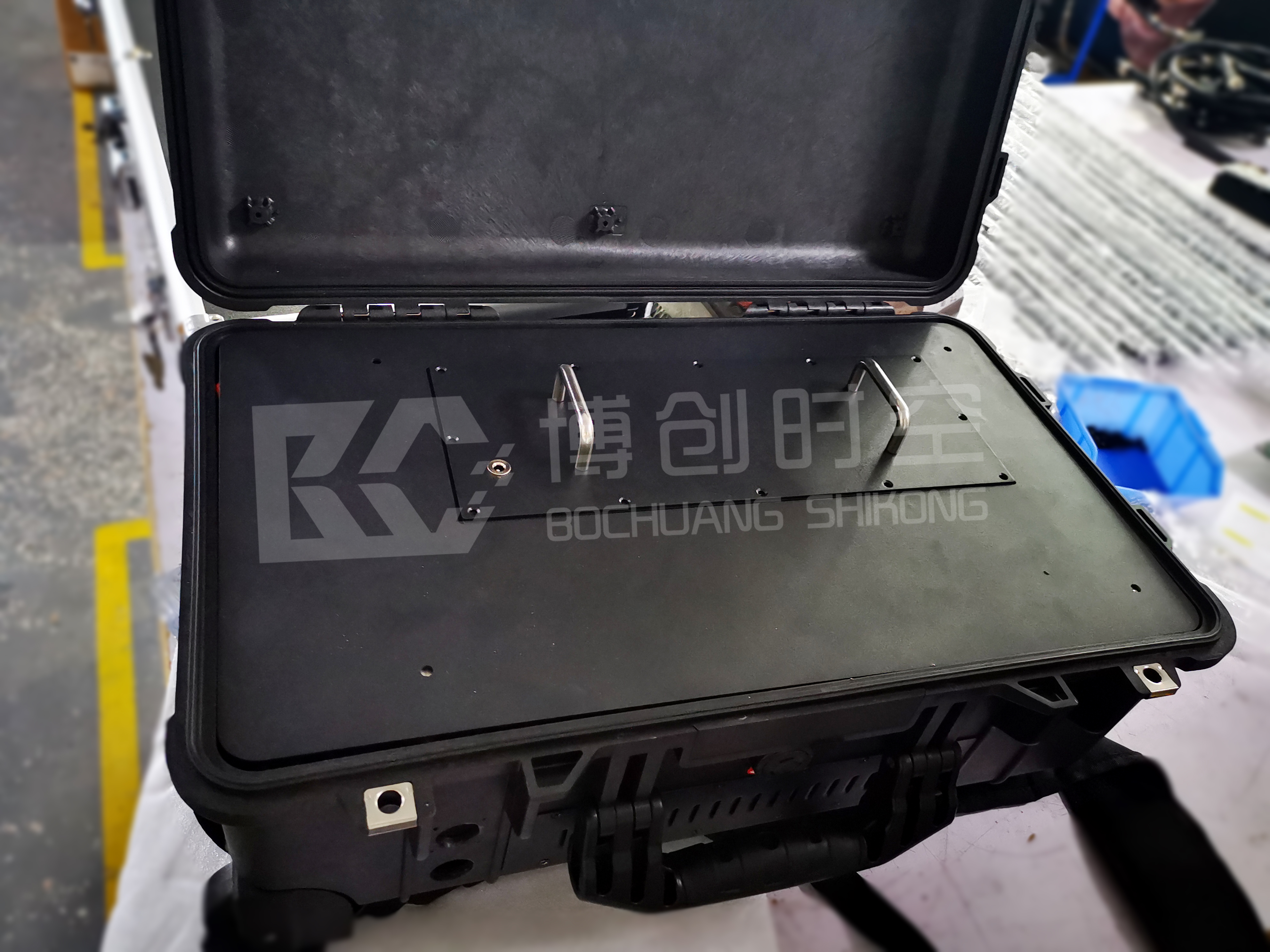 LTE / WiMAX portable Signal Jammer cellular phone jammer 30-200m 250W high power2g.3g 4G Mobile Phone Signal Jammer