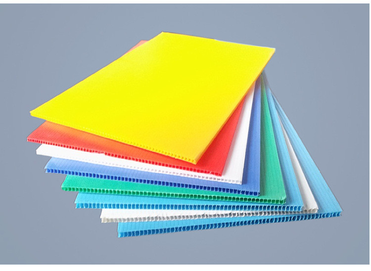 Waterproof Plastic Hollow Sheet 2MM PP Corrugated Board Storage Moving Shipping Box
