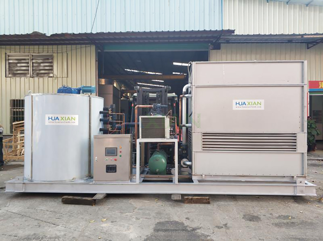 Large Fresh Water Ice Flaker Machine 30 Ton Industrial Evaporative Cooled