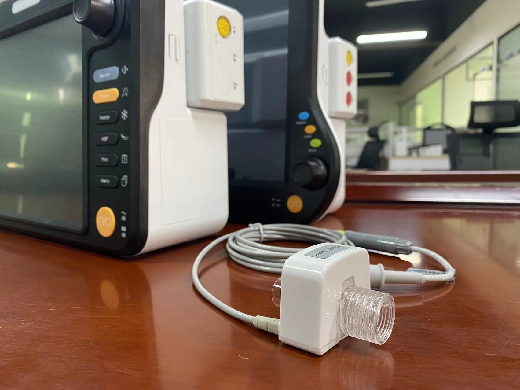 Modular Neonate ICU Cardiac Monitor Mainstream EtCO2 Sensor Portable Patient Monitor