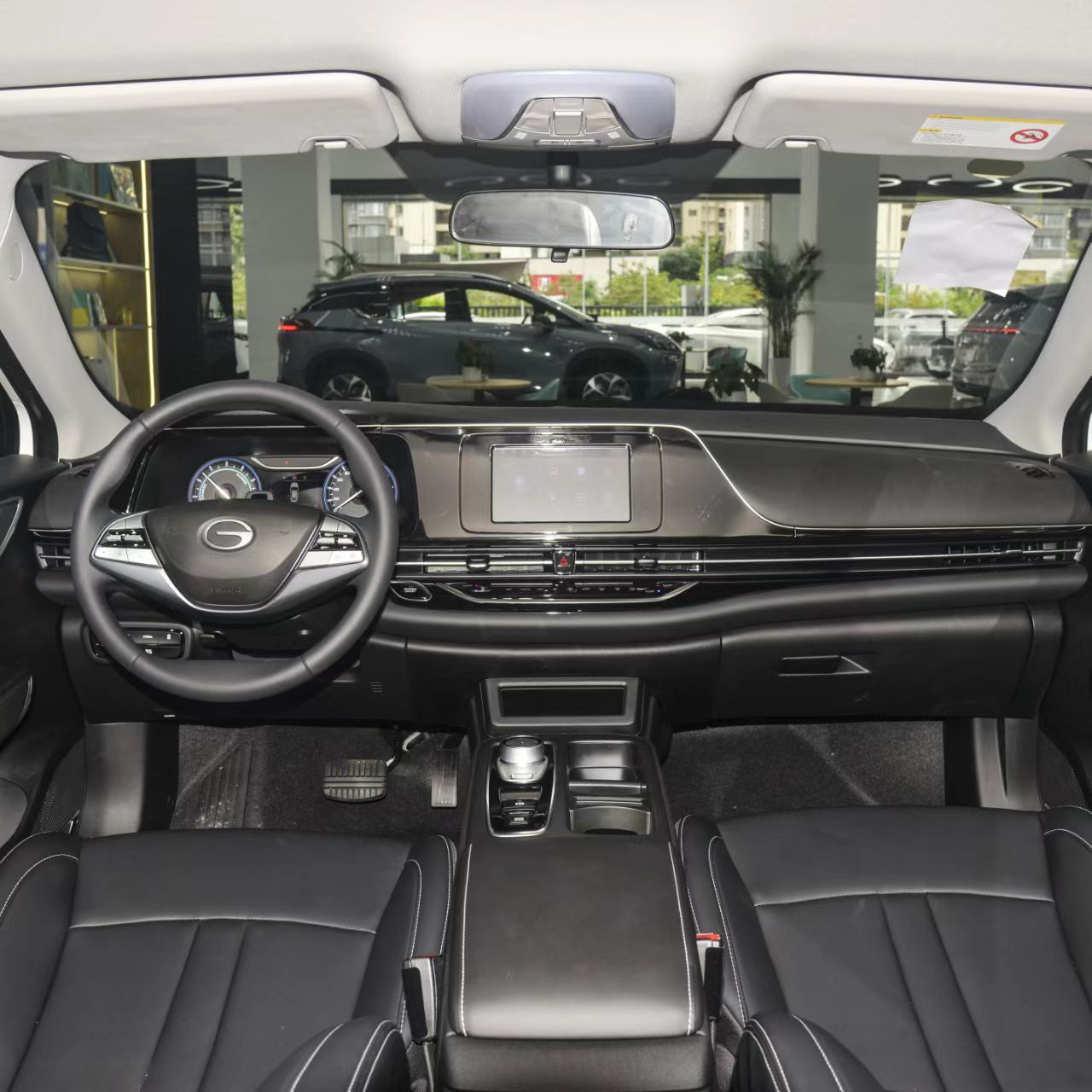 Guangqi AION S 2023 530 48.67kwh -Made Compact SUV with Front Disc Rear Disc Brake System