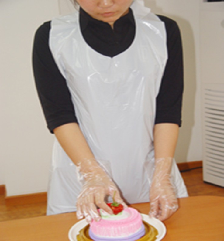 Cheap price disposable plastic waterproof aprons