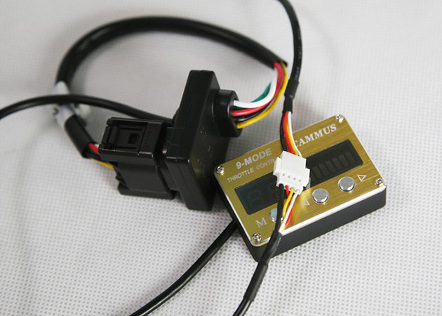 Ultra Thin Toyota Bluetooth Car Throttle Controller Econ Mode Fuel Efficient