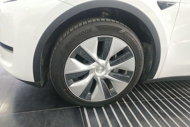 Electric Car With Low Speed Electric Car Equipped With 72V 3.5KW Motor