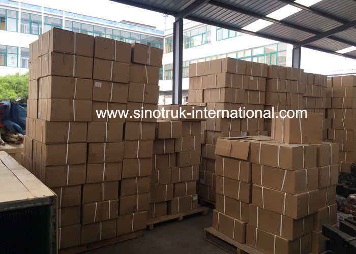 High Efficiency Air Filter Sinotruk Howo Spare Parts For Trucks , OEM Design