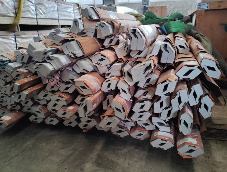 6063 Aluminum Extrusion Profiles 3 Meters Atlas Holder