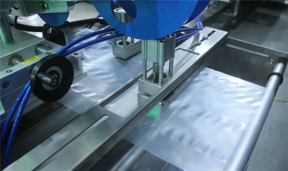 Automatic Bolts Nuts Nail Fastener Screw Counting Packing Machine With Vibrator Bowl Feeder