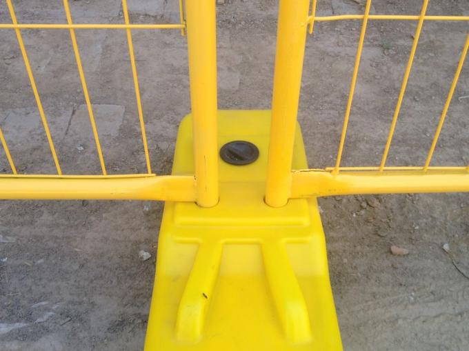 Construction Security Fence Panels tubing 40mm wall thick 1.40mm mesh 75mm*75mm*3.00mm Primer Standard NZS3750.15