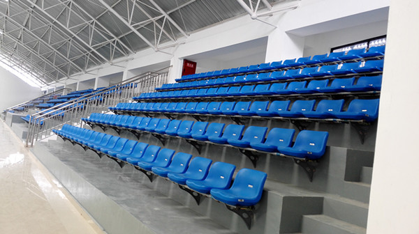 Outdoor Heavy Duty Plastic 2kg Stadium Bucket Seats Wall Mounted