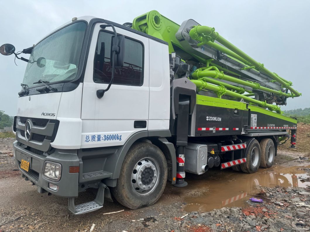 Zoomlion 47m Concrete Pump Truck Is Sold Directly in Stock