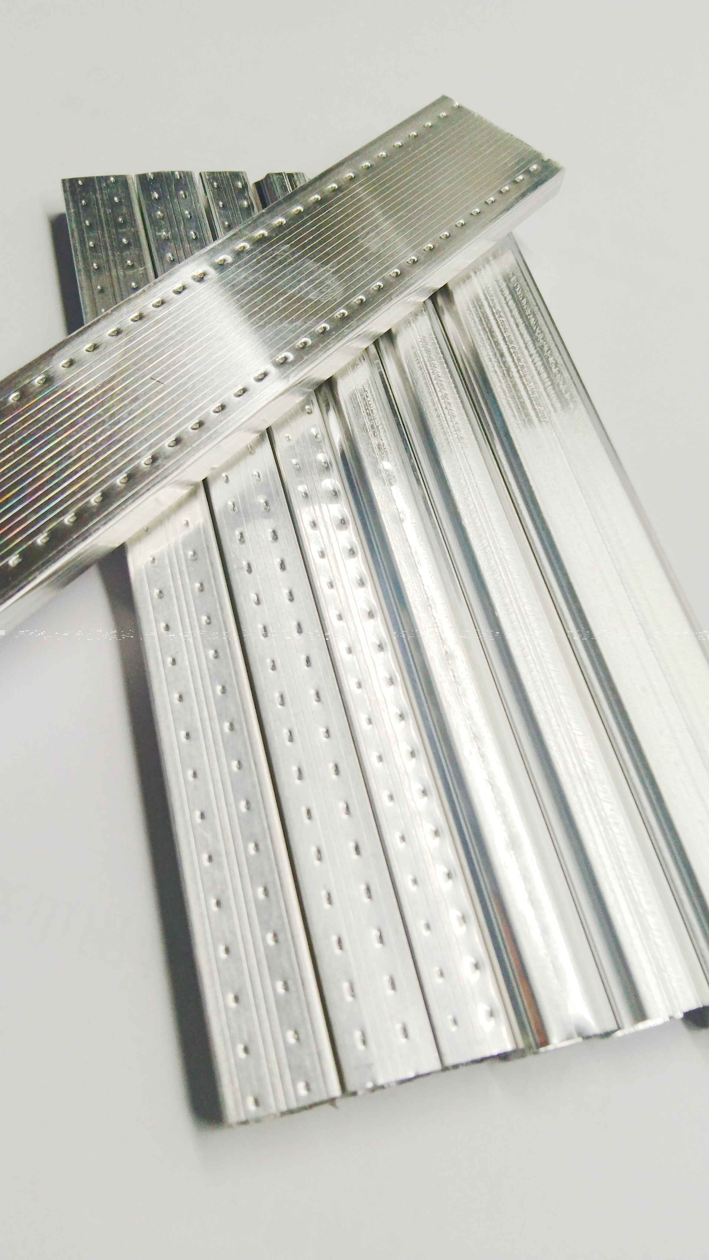 Smooth Surface Anodizing Aluminum Spacer Bars Customized Weight Size And Width