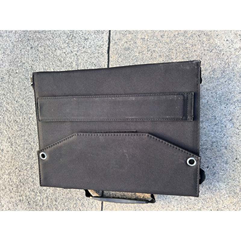 Monocrystalline Cell Portable Solar Power Pack for Convenient and Eco-Friendly Charging