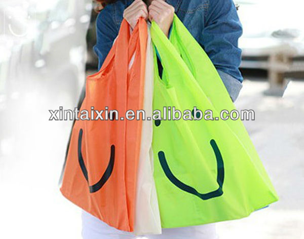 low price portable collapsible vest bags polyester shopping bags folded tote for shopping