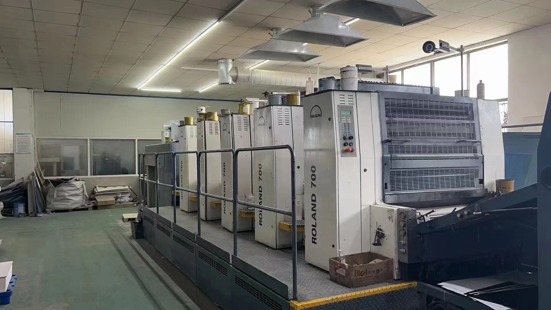 Flatbed Printer Plate Type Used Four Colour Offset Printing Machine 220000 KG With Accuracy