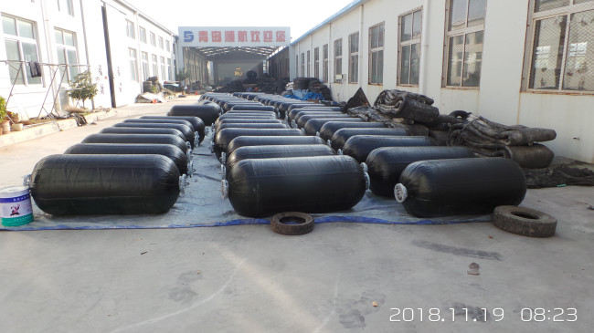 80kpa Initial Internal Pressure Sling Fender Customized Size OEM