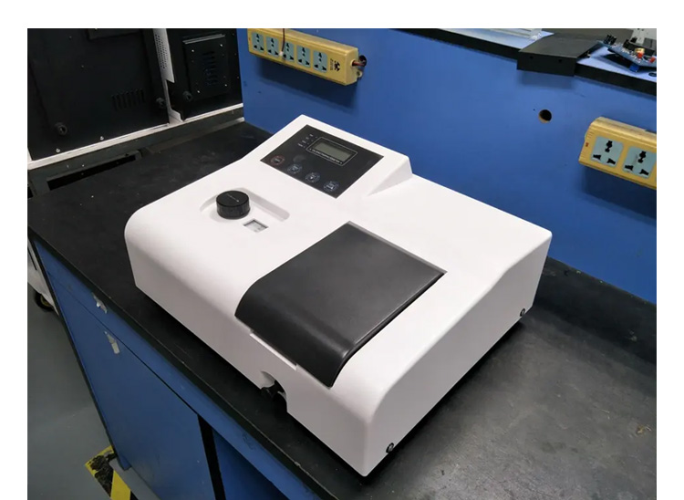 Accurate Measurements with 722 Series Visible Spectrophotometer and 4nm Focal Length