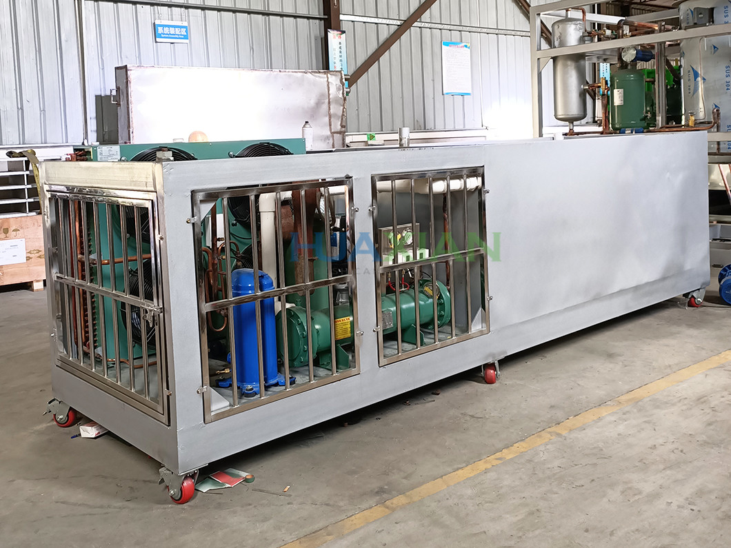 Air Cooled Ice Block Making Machine With 20kgs Blocks 1 Ton Small Brine Water