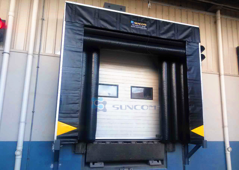 Rolling Formed Dock Seals Galvanized Steel Frame High Resilience Sponge Dock Shelters