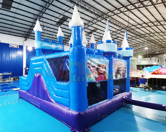 SGS Inflatable Frozen Jumping Bouncy Castle For Gardens