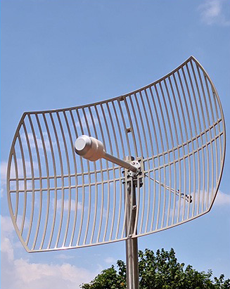 Vertical Polarization Outdoor GSM Parabolic Antenna for 2.4GHz 5GHz WiFi Coverage