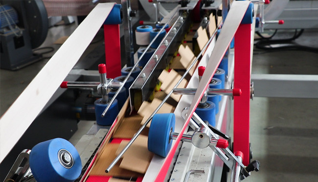 Corrugated Automatic Carton Folder Gluer Machine PLC Control