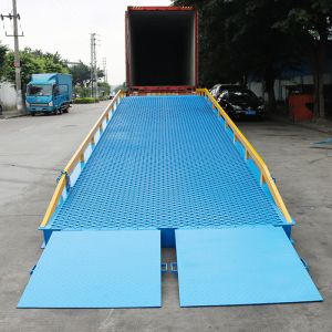 Warehouse 10m Movable Loading Dock Adjustable Yard Dock Ramp