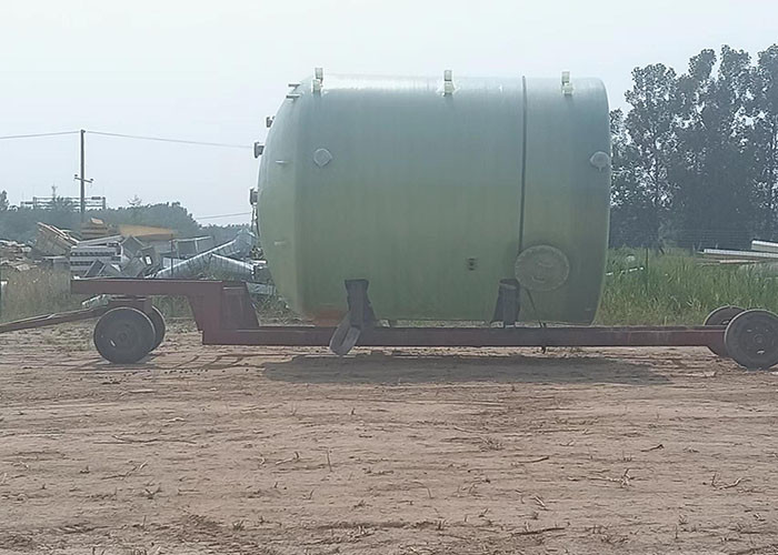 500 Gallon Water Filter FRP Horizontal Tank Filament Winding Cylindrical