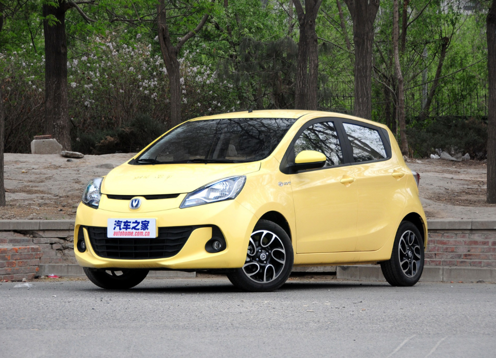 2023 Changan Benben E-star Electric Car 0km Ev Car 310km Full Version Sale and Efficiency with Electric Motor Power Type