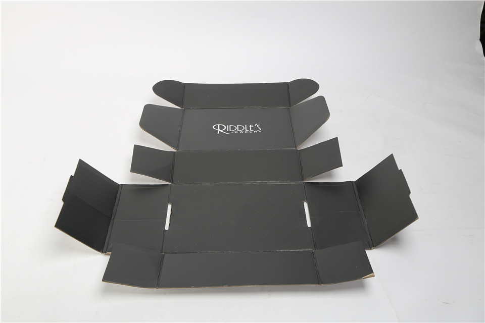 Easy Folding Electronic Packaging Box Customized White Corrugated Folding Paper Box