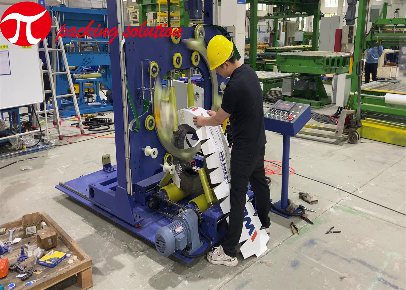 PLC Control Tire Packing Machine Vertical Easy Operation 2.0KW