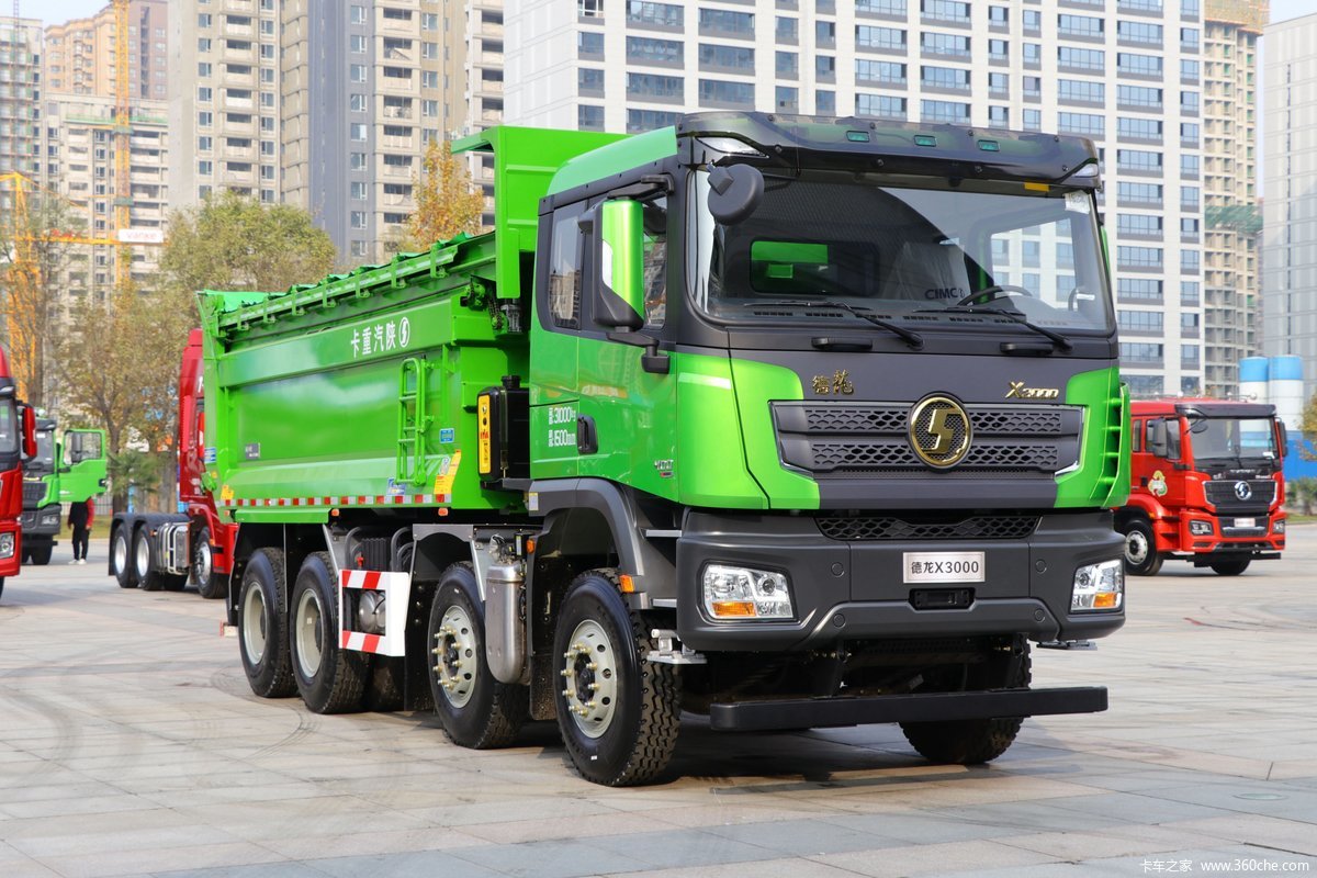 8x4 12 Wheel Shacman Dump Trucks Heavy Duty Performance for Your Road Construction
