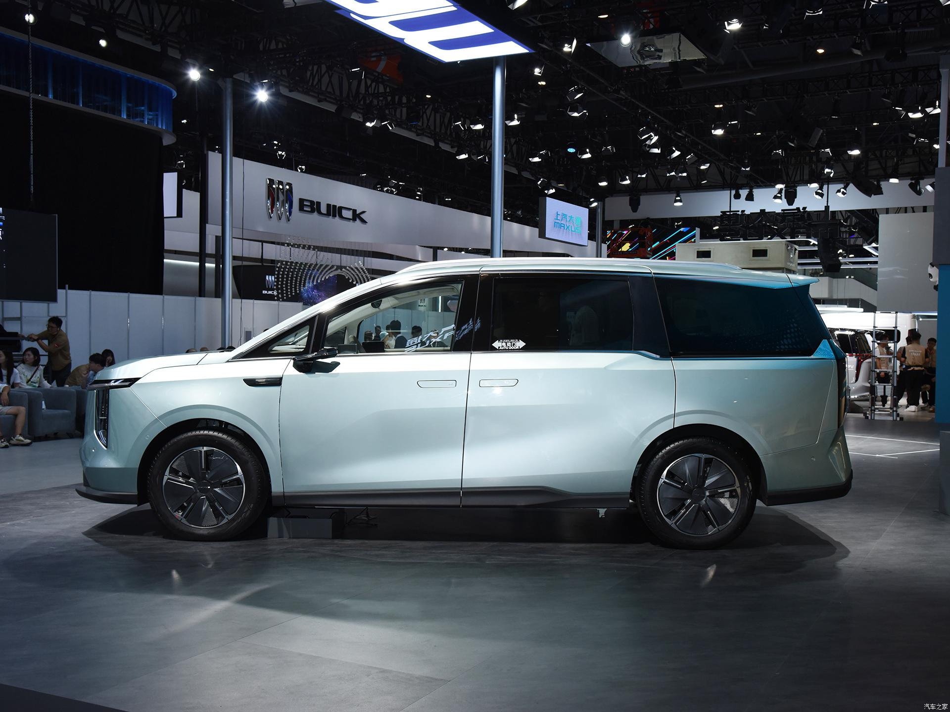 4907*1885*1768mm Maxus Mifa 7 Pure Electric 7 Seater Mpv Second Hand Car for Business Needs Left Hand Drive